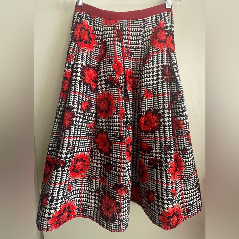 Oscar de La Renta Beautiful Pleated Print Skirt